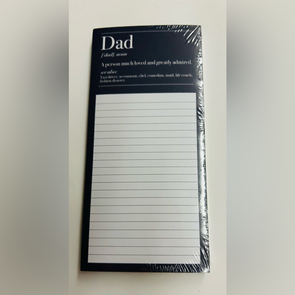 New Magnetic Pad “Dad A person much loved greatly admired” 125 Sheets Lady Jayne